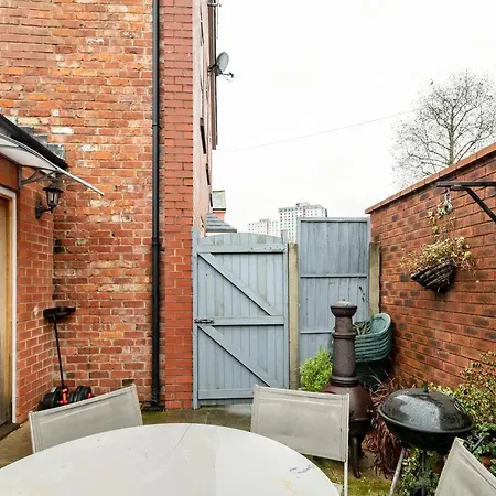 Protea Homestay Manchester Exterior foto
